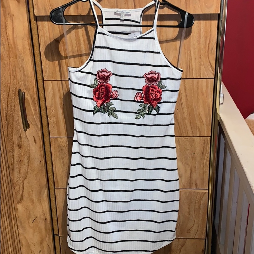 ✨Charlotte Russe body con dress